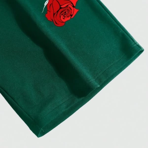 Erkek Çiçek Ve Slogan Baskılı Bağcıklı Bel Şortu Dışarı Çıkma Moda Bağcıkl