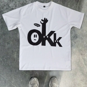 Erkek Çok Satan Kelime OKK Karikatür Mektup Baskılı Yuvarlak Yaka Kısa K