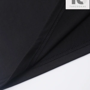 Erkek Figürlü ve Sloganlı Grafik Tişört