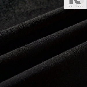 Erkek Göz ve Harf Baskılı Yuvarlak Yaka Tişört