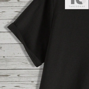 Erkek Gül Desenli Yuvarlak Yaka Kısa Kollu Tişört