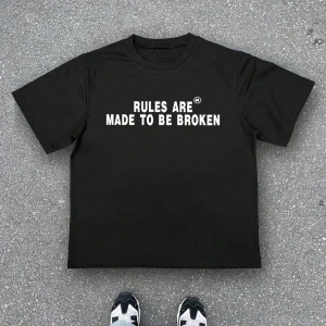Erkek Günlük Büyük Boy Raglan Yuvarlak Yaka Tişört Grafik D