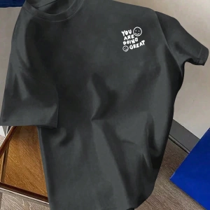 Erkek Günlük Yuvarlak Yaka Kısa Kollu Tişört, Düz Renk Minimalist Moda, İlkbahar ve Yaz Günlü