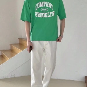 Erkek Harfli Grafik Düşük Omuzlu Tişört Yaz