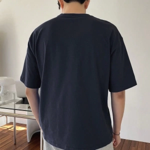 Erkek Harfli Grafik Düşük Omuzlu Tişört Yaz