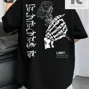 Erkek Kafatası El ve Harf Baskılı Tişört