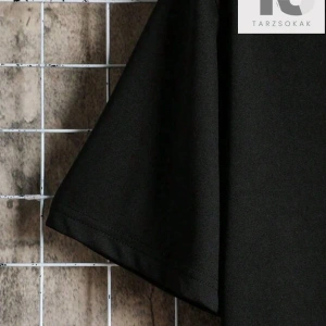 Erkek Kafatası El ve Poker Baskılı Yuvarlak Yaka Tişört