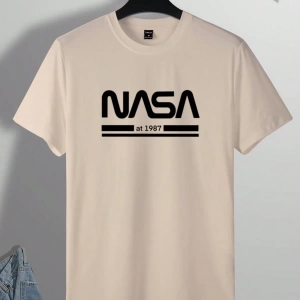 Erkek Mektup Baskılı Kısa Kollu Slim Fit Tişört