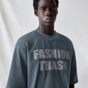 Erkek Modası Rahat Moda Kentsel İngilizce Harf Metin Grafik Baskı Bol Kesim Kısa Kollu