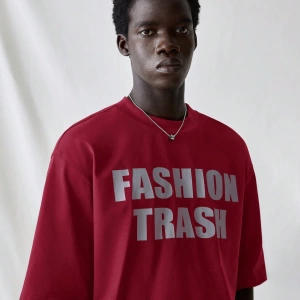 Erkek Modası Rahat Moda Kentsel İngilizce Harf Metin Grafik Baskı Bol Kesim Kısa Kollu