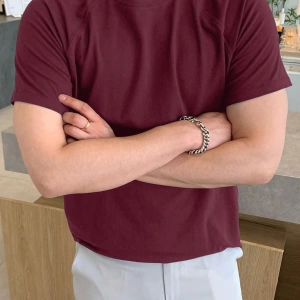 Erkek Pamuklu Düz Raglan Kollu Tişört