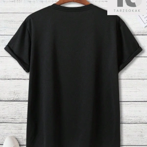 Erkek Pamuklu Harfli Grafik Yırtmaçlı Tişört