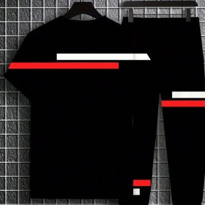 Erkek Rahat Çizgili Kısa Kollu Tişört ve Ombre Spor Pantolon Takımı, Açık Hava Aktivi