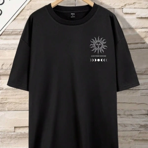 Erkek Rahat Minimalist Güneş, Ay ve Yıldız Harf Baskılı Tişört
