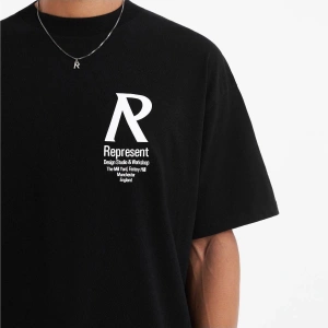 Erkek Siyah Represent Baskılı Bisiklet Yaka Tshirt