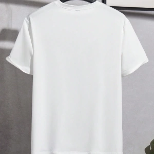 Erkek Slim Fit Grafik Yama Rahat Mürettebat Yaka Kısa Kollu Tişört, Yaz Erkek