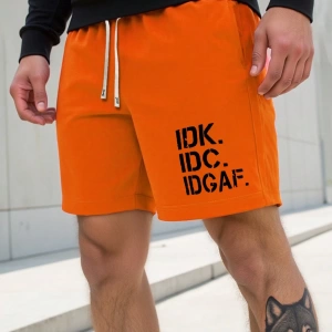 Erkek Slogan Grafik Bağcıklı Bel Şortu Grafik Dışarı Çıkma Moda Bağcıklı Şort
