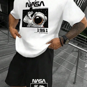 Erkek Yaz Astronot Mektup Baskılı Yuvarlak Yaka Kısa Kollu Rahat Tişört Ve Şo