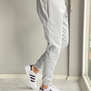 Erkek Yazlık Eşofman Altı Dar Paça Jogger Gri Pamuklu RLX044513