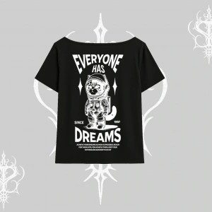Everyone Has Dreams Yazılı Astronot Kedi Arka Baskılı Kayık Yaka Tshirt