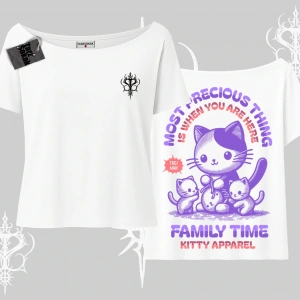 Family Time Yazılı Sevimli Anne Kedi Arka Baskılı Kayık Yaka Tshirt