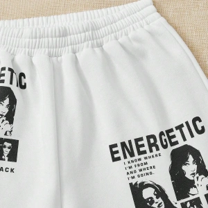 Figure & Slogan Graphic Şort