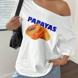 Flirla Kadın Bol Omuz Açık Tişört Y2k Grafik Büyük Boy Omuz Açık Tişört Grafik Tişörtler Kadı