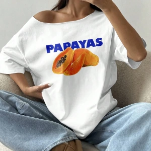 Flirla Kadın Bol Omuz Açık Tişört Y2k Grafik Büyük Boy Omuz Açık Tişört Grafik Tişörtler Kadı