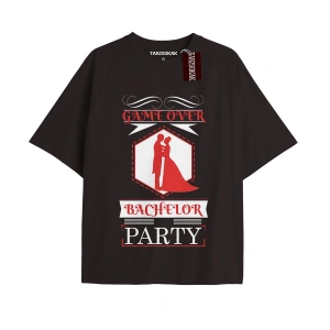 GAME OVWER BACHELOR PARTY Unisex Oversize Yazılı Tshirt SİYAH