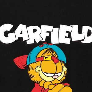 GARFIELD X SHEIN Erkek Karikatür ve Mektup Baskılı Yuvarlak Yaka Kısa Kollu Tişört, Yaz