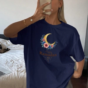 Gevşek Düz Renk Yuvarlak Yaka Kısa Kollu Uzun Kadın Tişörtü