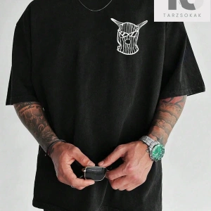 Goth Erkek Örümcek Baskı Ve Harf Grafik Kısa Kollu Tişört