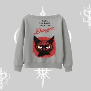 Gotik Kedi Arka Baskılı Kayık Yaka Sweatshirt