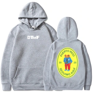 Gri Albümü DTMF Debí Tirar Más Fotoğraflar Bad Bunny Moda kıcı