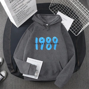 Gri TAYLOR SWIFT 1989 T.S. Taylor Swift