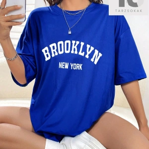 Harfli Grafik Düşük Omuzlu Tişört