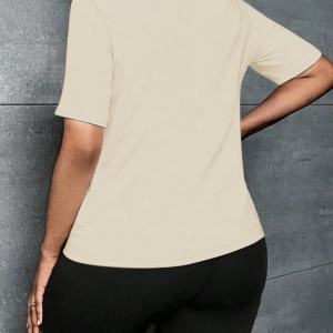 Harfli Grafik Kontrast Raglan Kollu Tişört
