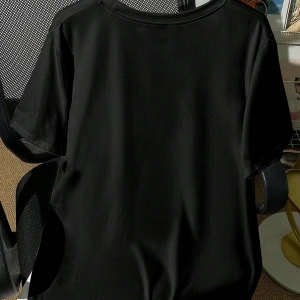 Harfli Grafik Kontrast Raglan Kollu Tişört