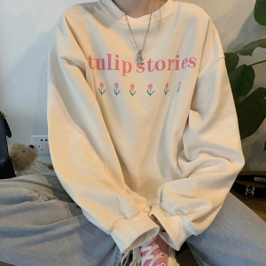 Honeyspot Çiçekli ve Harfli Grafik Düşük Omuz Oversize Sweat Bej