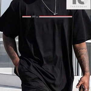 Hypemode Erkek Astronot Baskılı Kısa Kollu Tişört