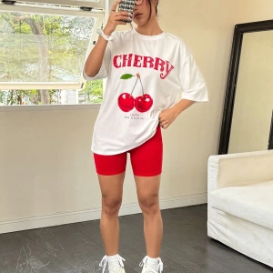 Kadın 2Lİ TAKIM OVERSİZE Trend T-shirt Şort Model 4917