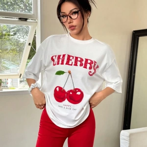Kadın 2Lİ TAKIM OVERSİZE Trend T-shirt Şort Model 4917