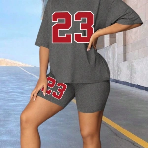 Kadın 2Lİ TAKIM OVERSİZE Trend T-shirt Şort Model 4922