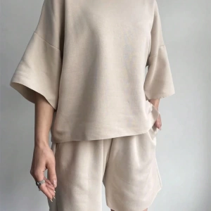 Kadın 2Lİ TAKIM OVERSİZE Trend T-shirt Şort Model 4923