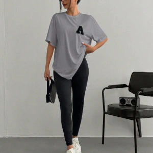 Kadın 2Lİ TAKIM OVERSİZE Trend T-shirt Şort Model 4942