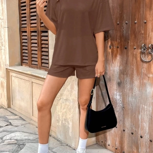 Kadın 2Lİ TAKIM OVERSİZE Trend T-shirt Şort Model 4955