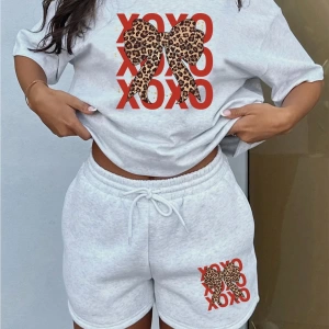 Kadın 2Lİ TAKIM OVERSİZE Trend T-shirt Şort Model 4956
