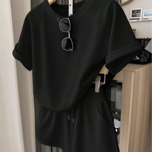 Kadın 2Lİ TAKIM OVERSİZE Trend T-shirt Şort Model 4963