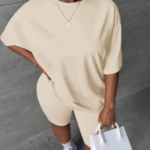 Kadın 2Lİ TAKIM OVERSİZE Trend T-shirt Şort Model 4976
