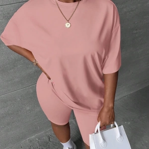 Kadın 2Lİ TAKIM OVERSİZE Trend T-shirt Şort Model 4976
